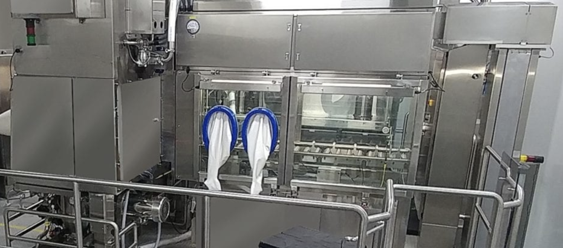 Aseptic Powder Dispensing and Blending System | Custom Powder Systems